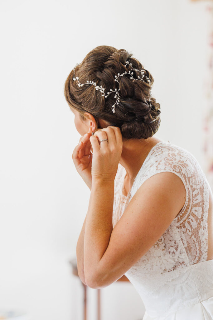 bowerchalke-barn-dorset-country-wedding-3