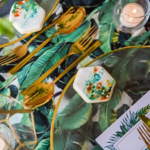 wedding-colourful-place-settings